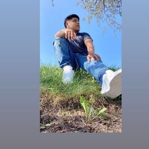 Meet your Posher, Flores